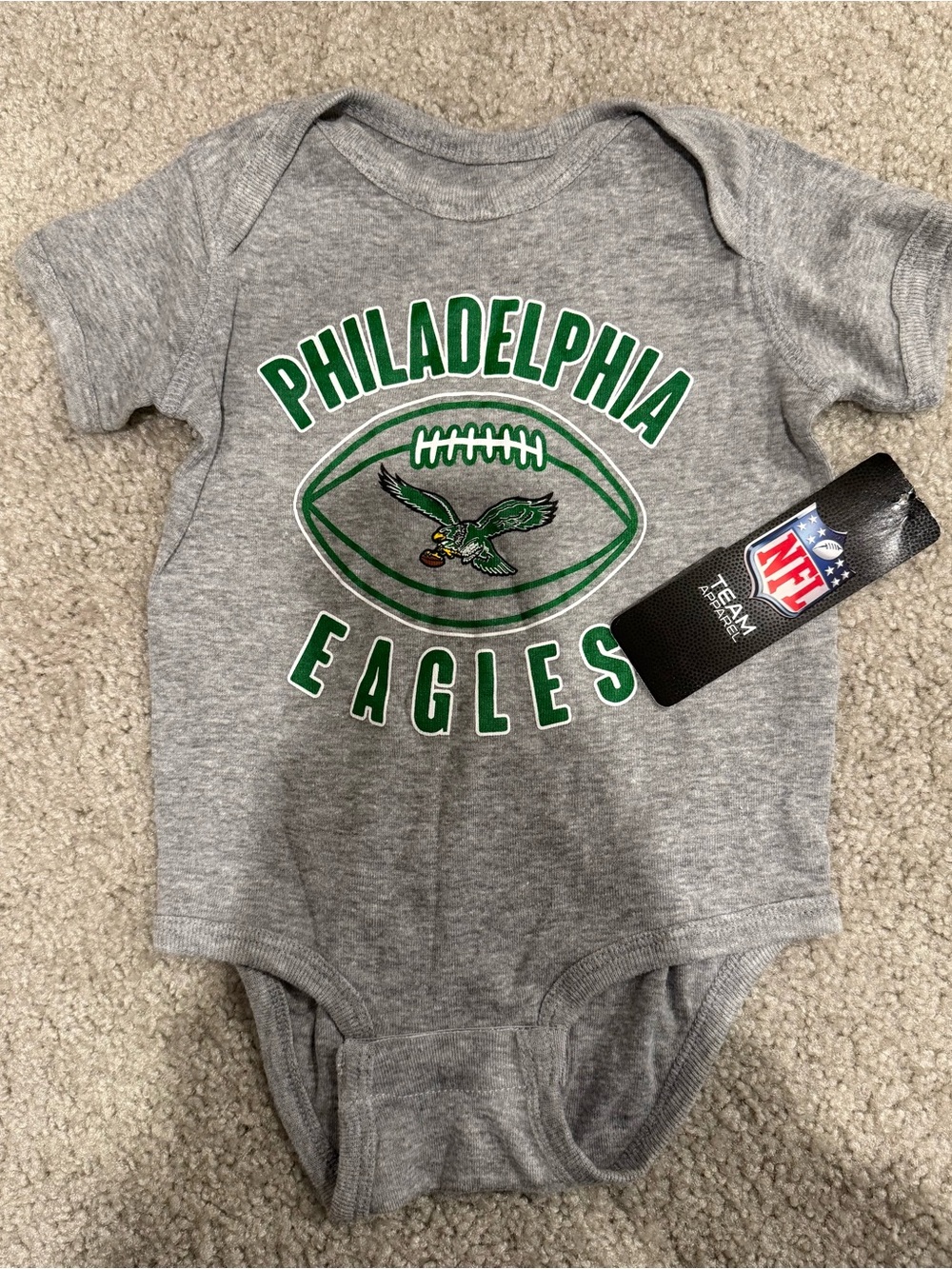 NFL Philadelphia Eagles Gray Baby Bodysuit 12 months NWT